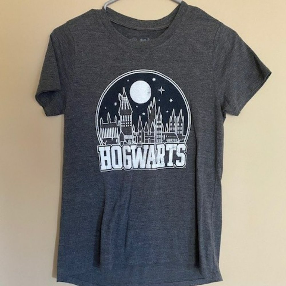 Hogwarts Tee